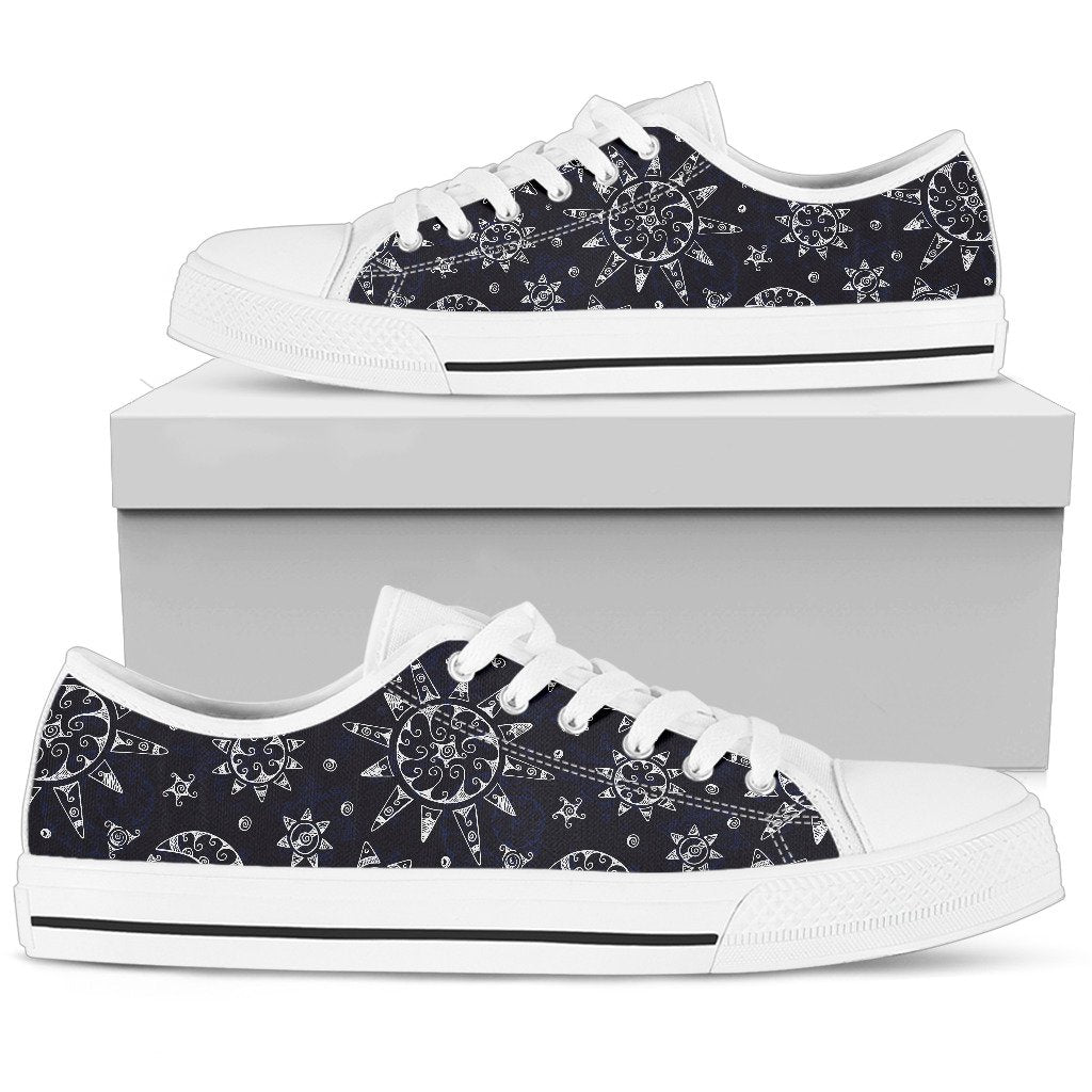 Sun Moon Pattern Men Low Top Shoes