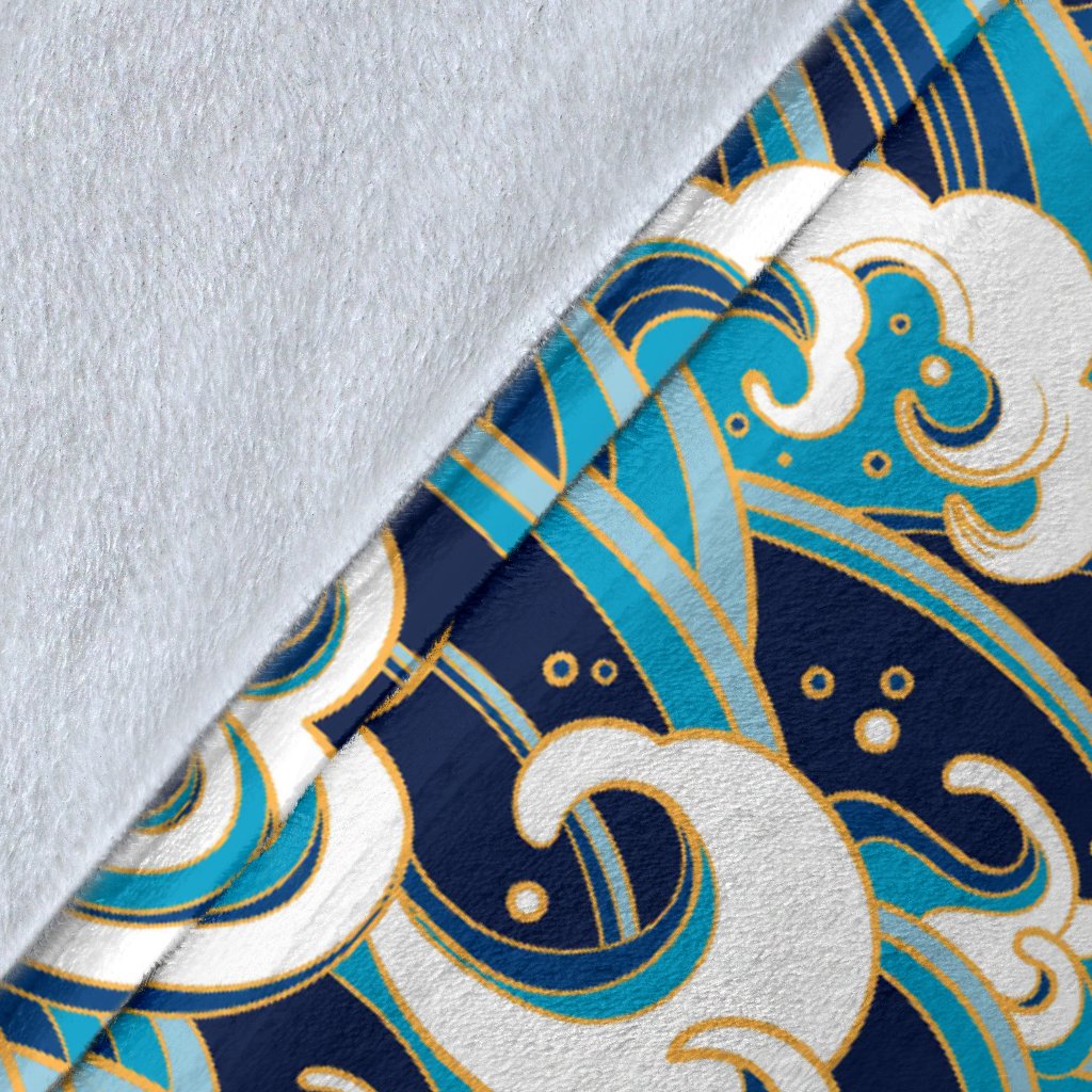 Surf Wave Pattern Fleece Blanket