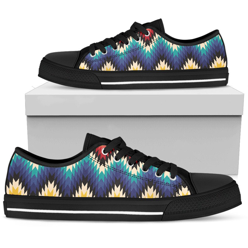 Tribal Aztec Men Low Top Shoes
