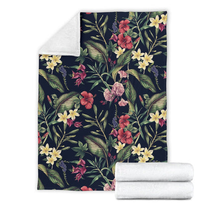 Tropical Flower Pattern Fleece Blanket